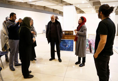 92 هنرمند دوشنبه در دوسالانه نقاشی دامون فر 92 هنرمند دوشنبه در دوسالانه نقاشی دامون فر