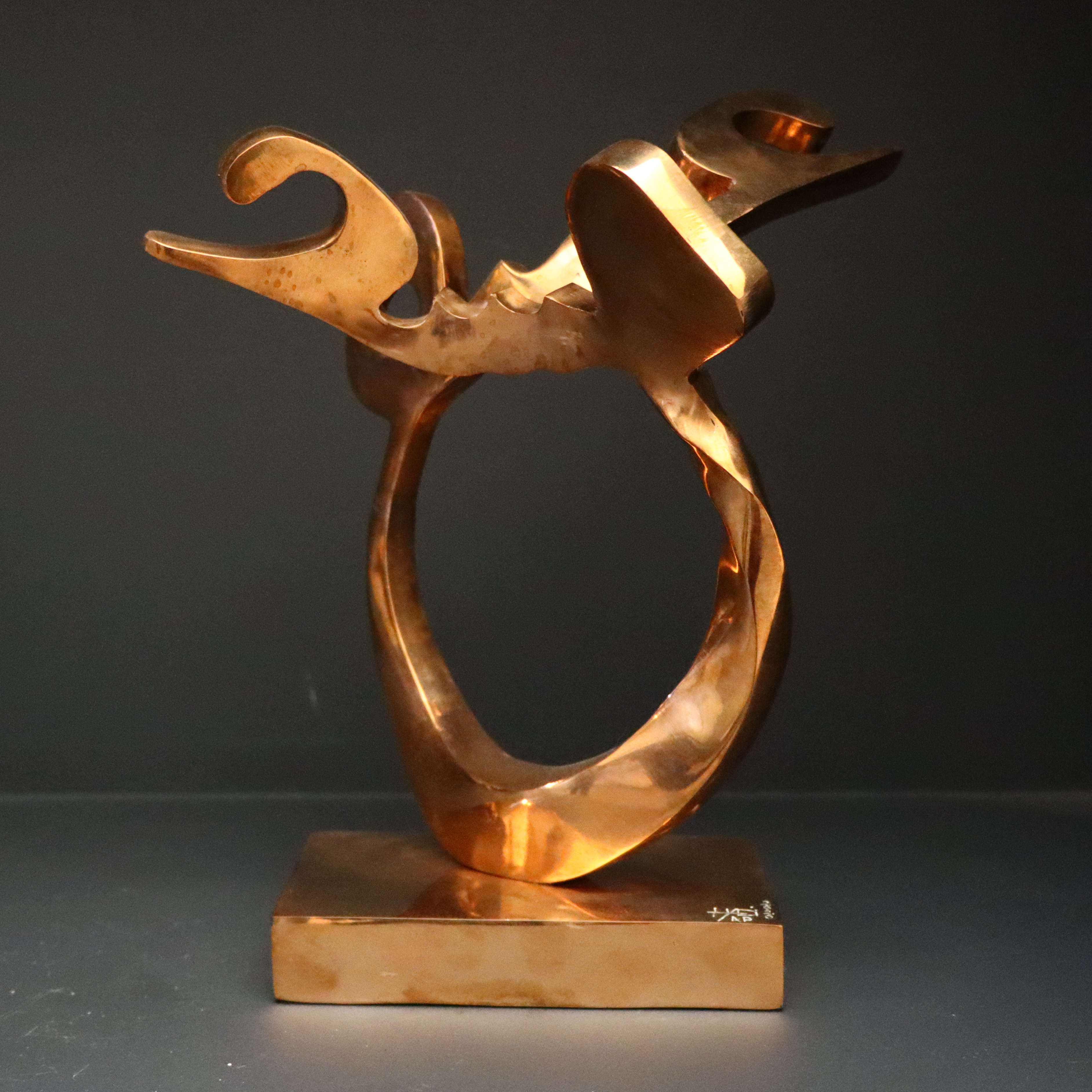 اثر ﻋﺸﺎق (3 نسخه) از هادی روشن ضمیر اثر ﻋﺸﺎق (3 نسخه) از هادی روشن ضمیر