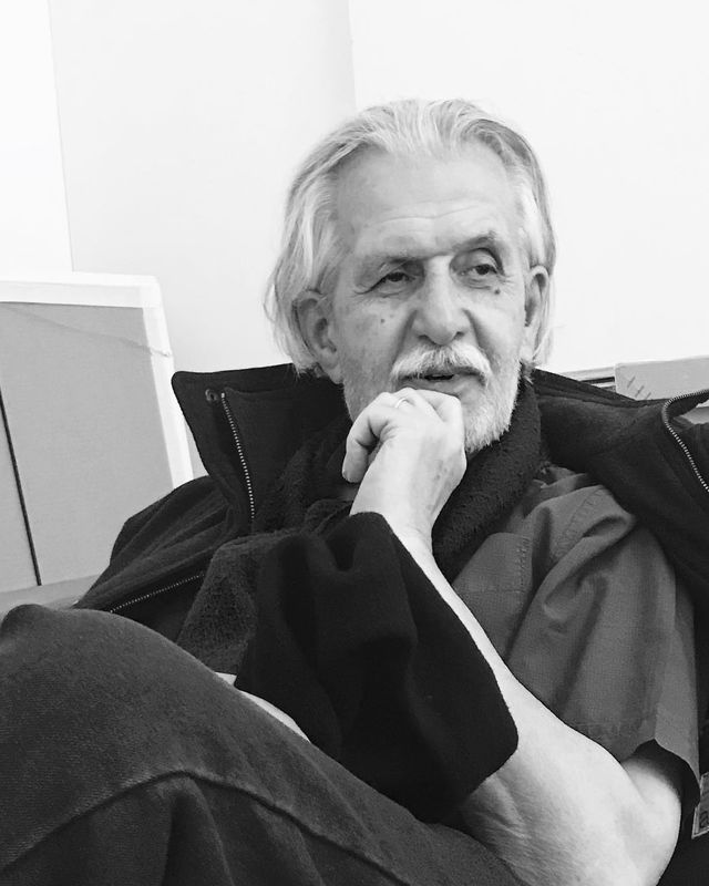 منوچهر صفرزاده (مش صفر) منوچهر صفرزاده (مش صفر)