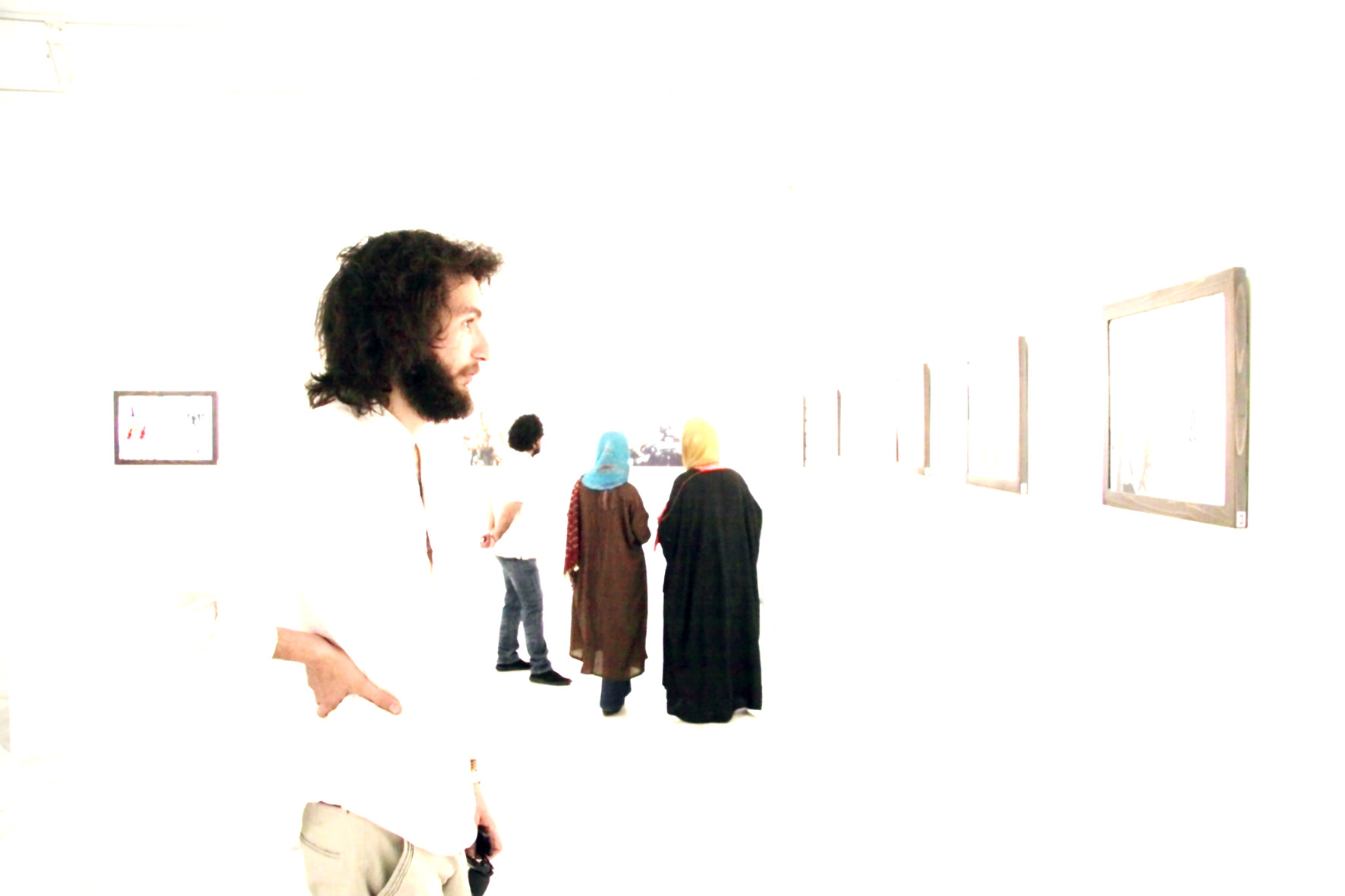 اثر از مجموعه «عصر جمعه؛ مکعب سفید» 5 از زروان روح بخشان اثر از مجموعه «عصر جمعه؛ مکعب سفید» 5 از زروان روح بخشان