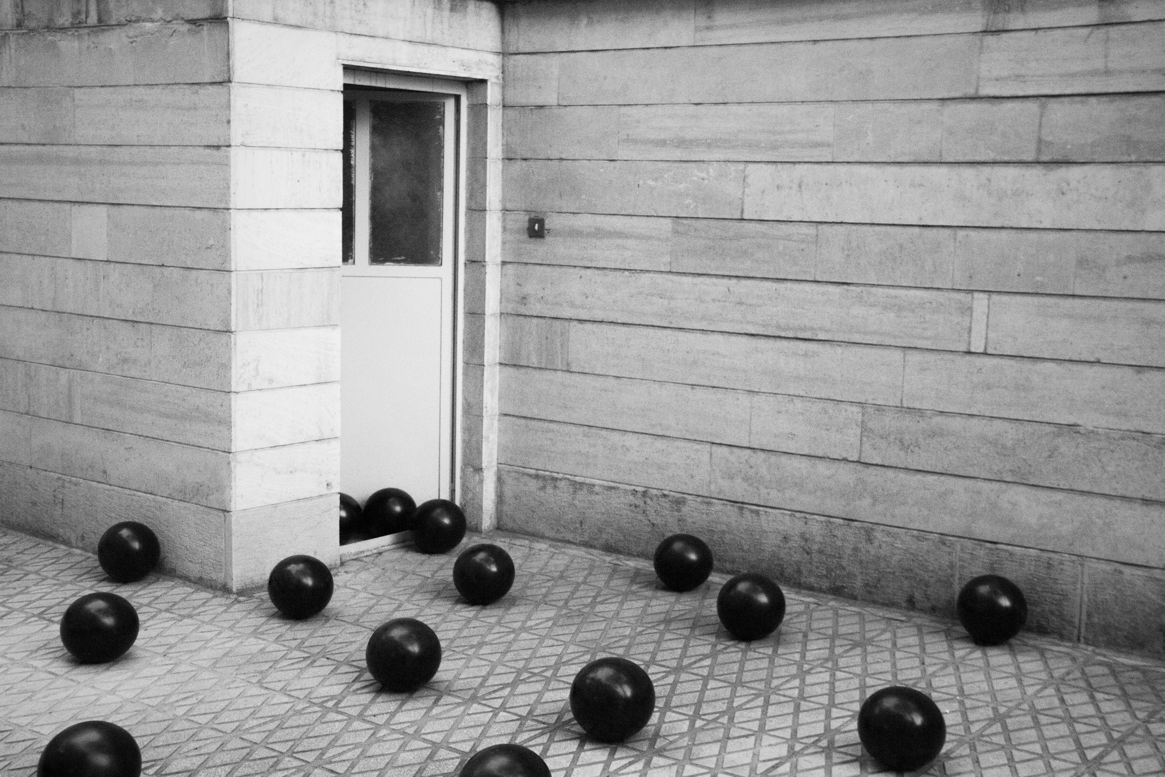 اثر حیاط از علی خاتم ساز اثر حیاط از علی خاتم ساز