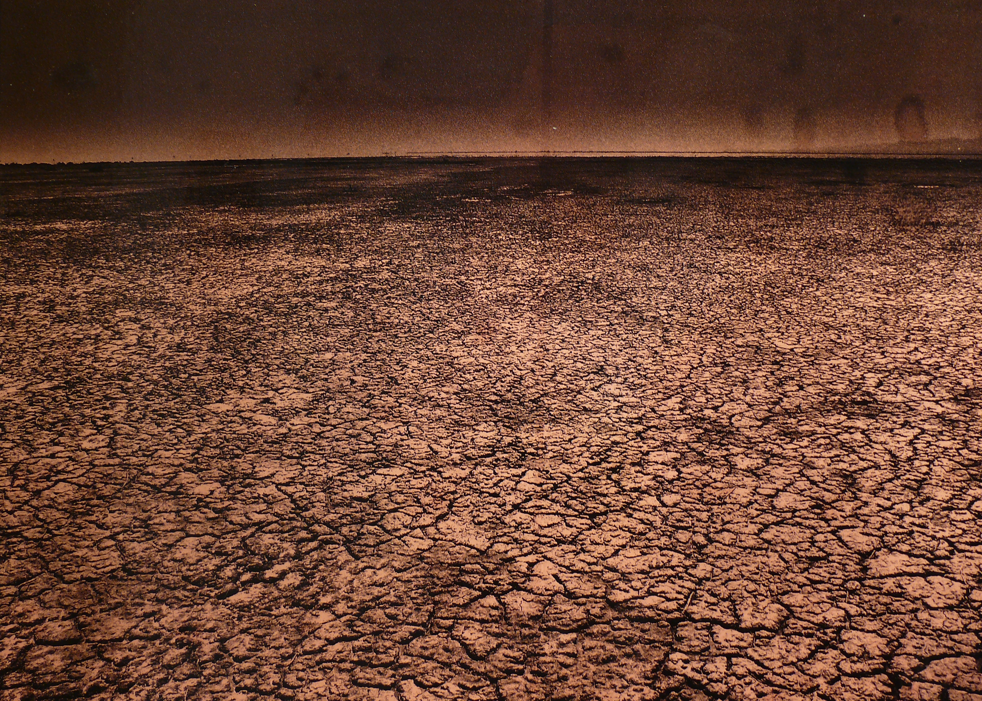 اثر زمانی دریاچه ای - تلفیق فیلم و صفحه مسی از فرهاد عزیزی اثر زمانی دریاچه ای - تلفیق فیلم و صفحه مسی از فرهاد عزیزی