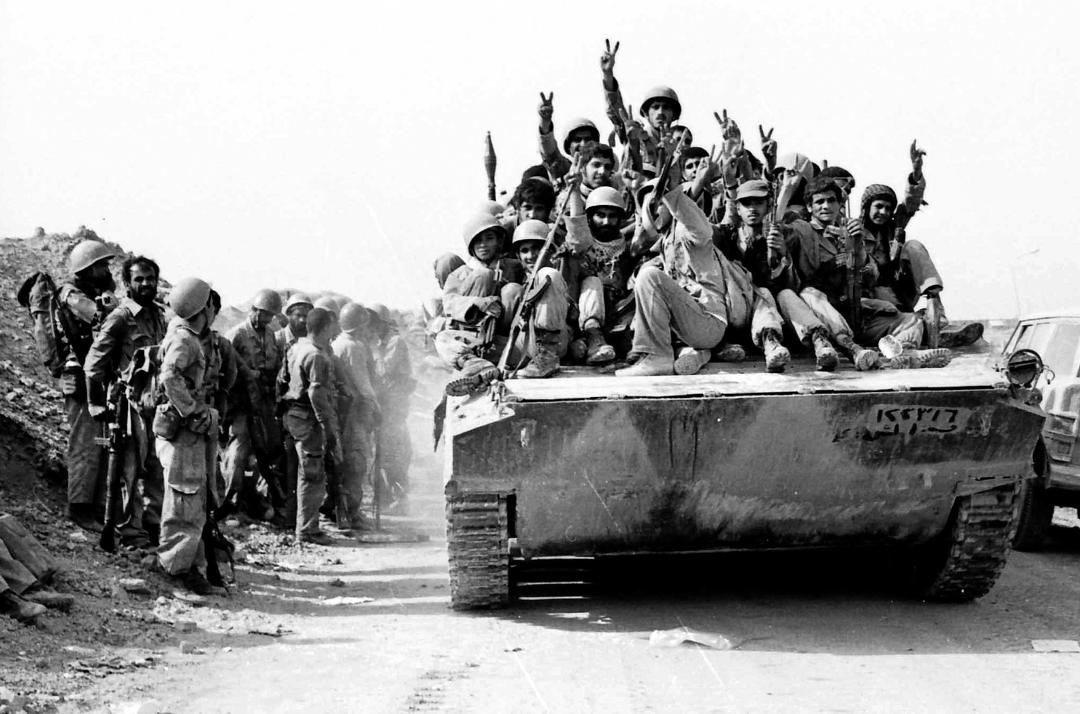 اثر بدون عنوان از امیرعلی جوادیان اثر بدون عنوان از امیرعلی جوادیان