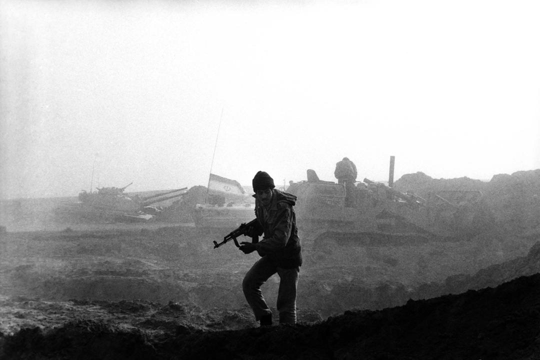 اثر بدون عنوان از امیرعلی جوادیان اثر بدون عنوان از امیرعلی جوادیان