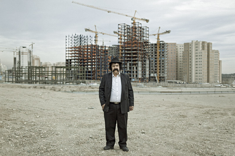 اثر بی عنوان شش از علی رنجبران اثر بی عنوان شش از علی رنجبران