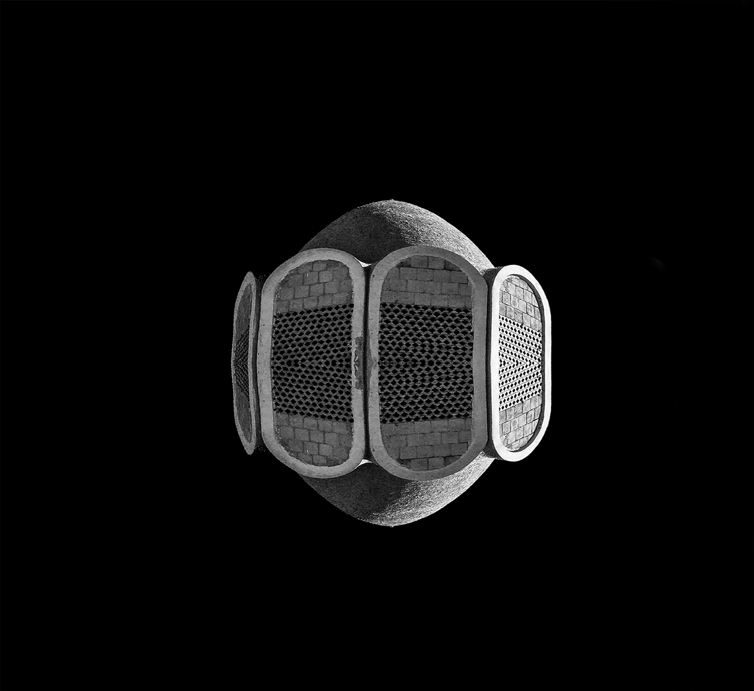 اثر کمی سور ریال 4 از فرهاد عزیزی اثر کمی سور ریال 4 از فرهاد عزیزی