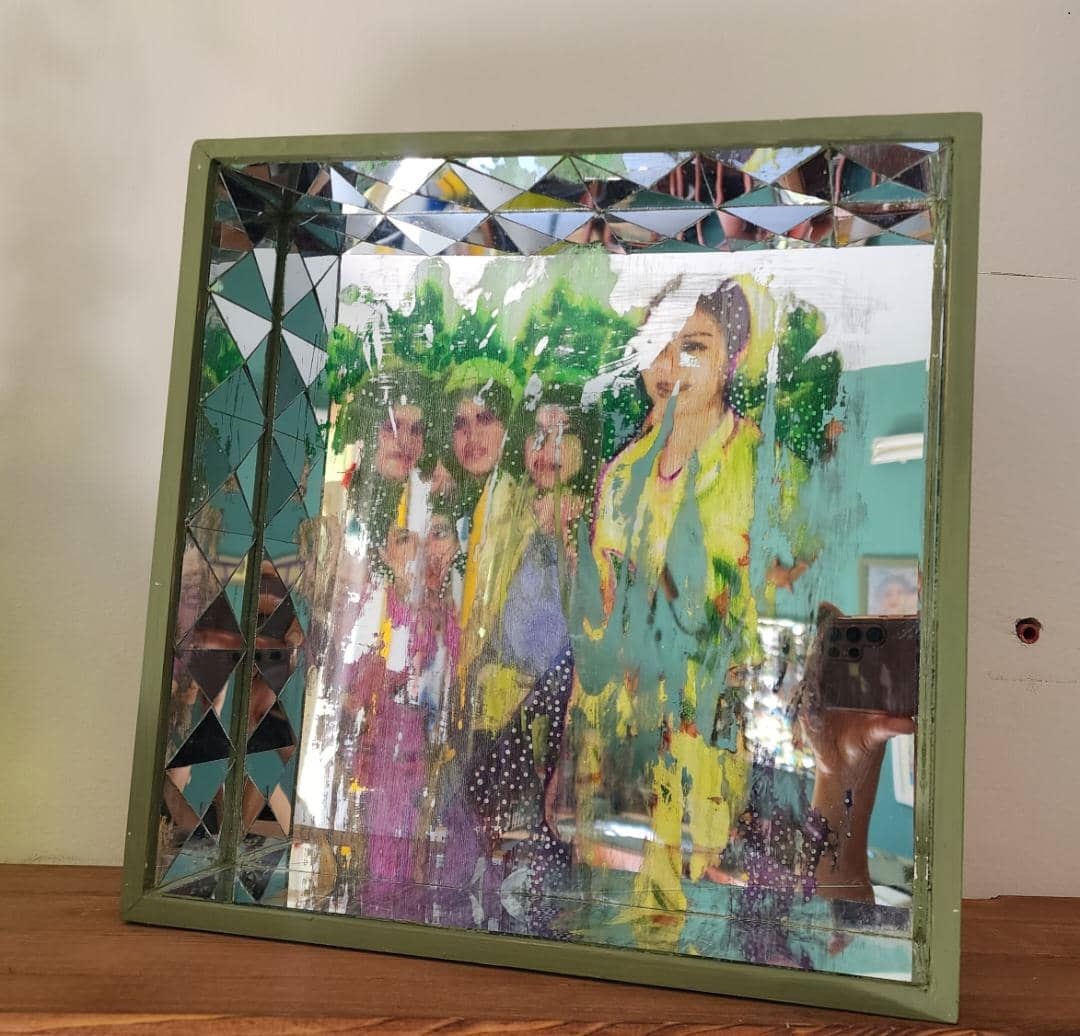 Artwork Untitled by Raya Bakhtiari Artwork Untitled by Raya Bakhtiari