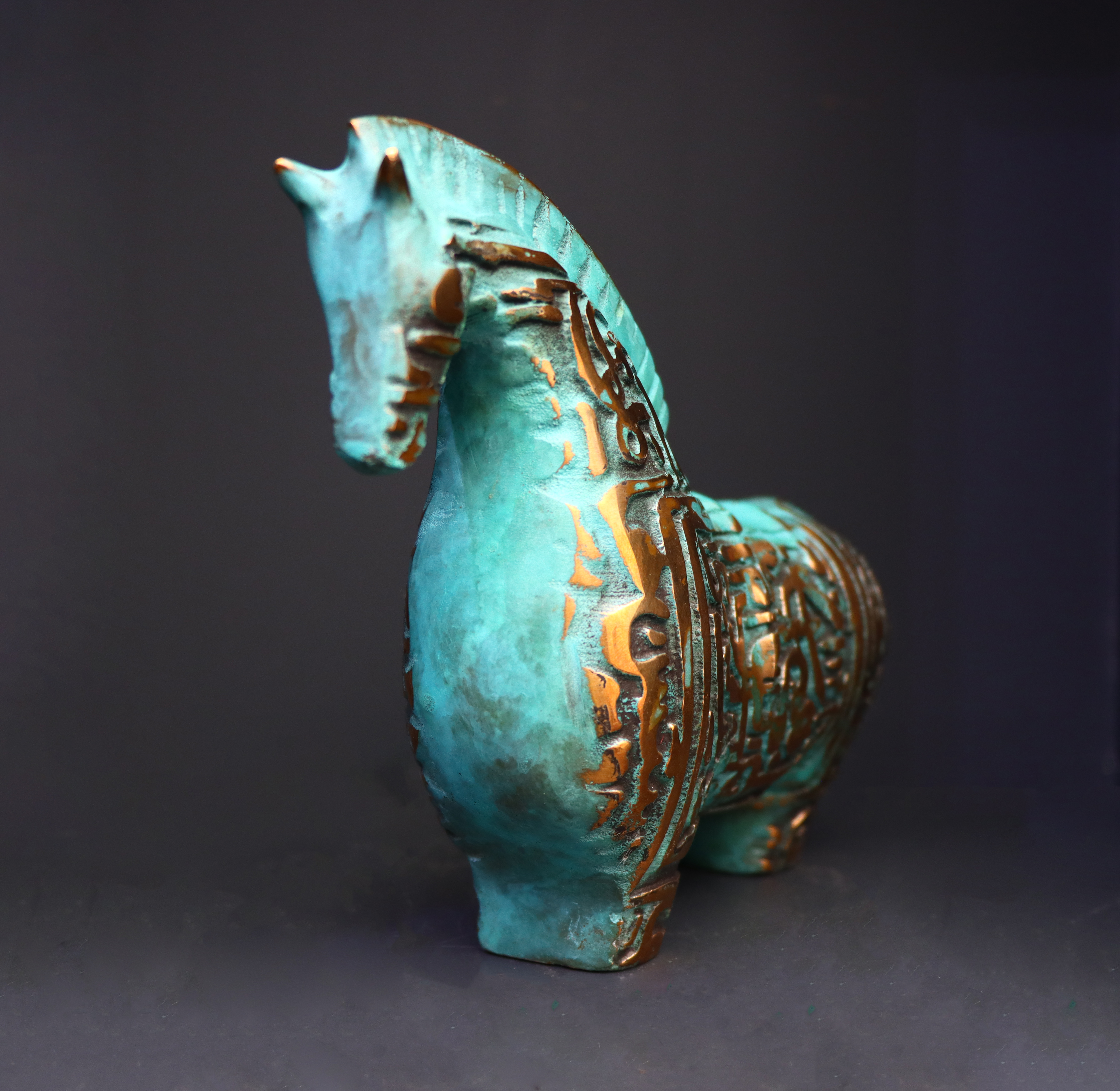 اثر اسب تایپو گرافی از صادق ادهم اثر اسب تایپو گرافی از صادق ادهم