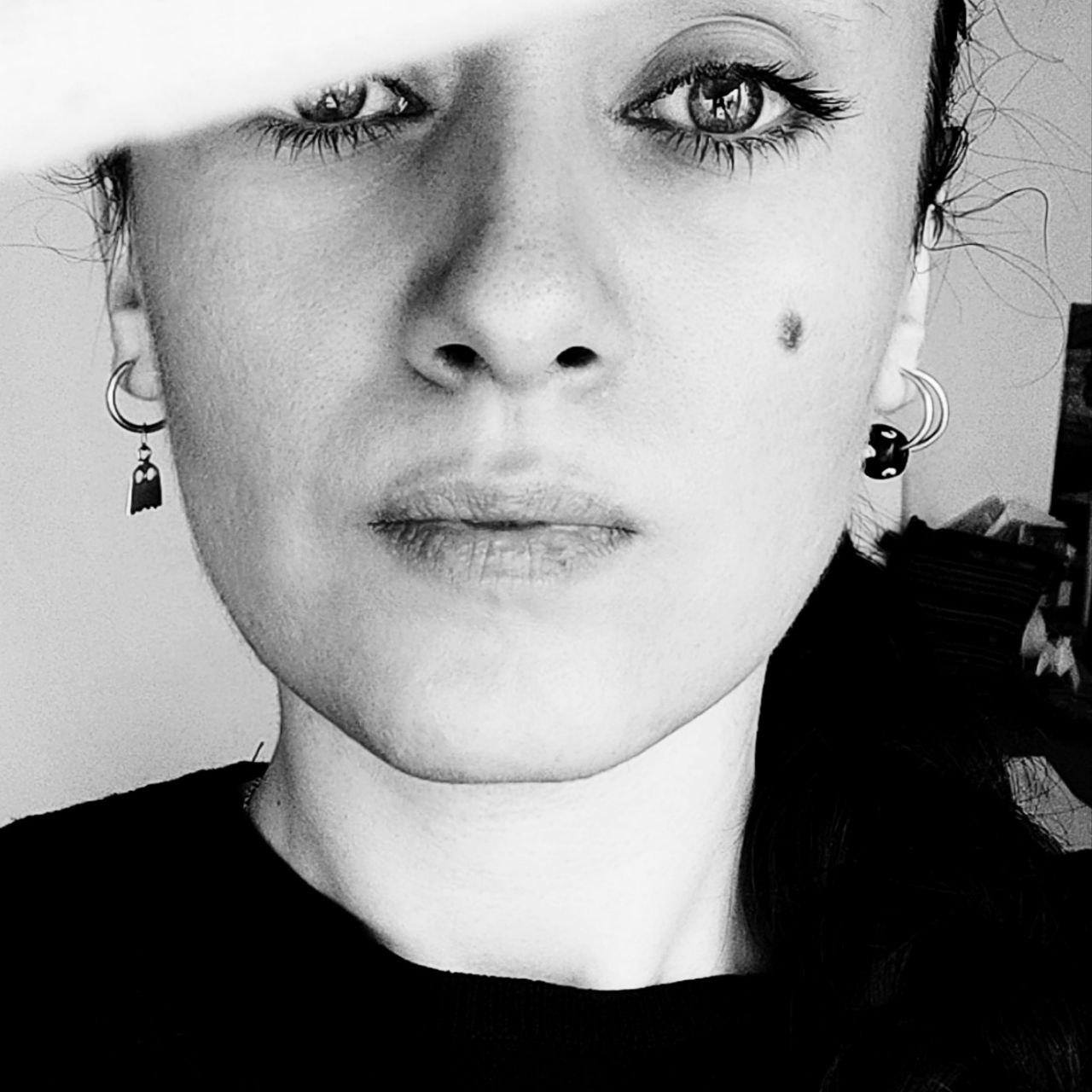 مهشید راقمی مهشید راقمی