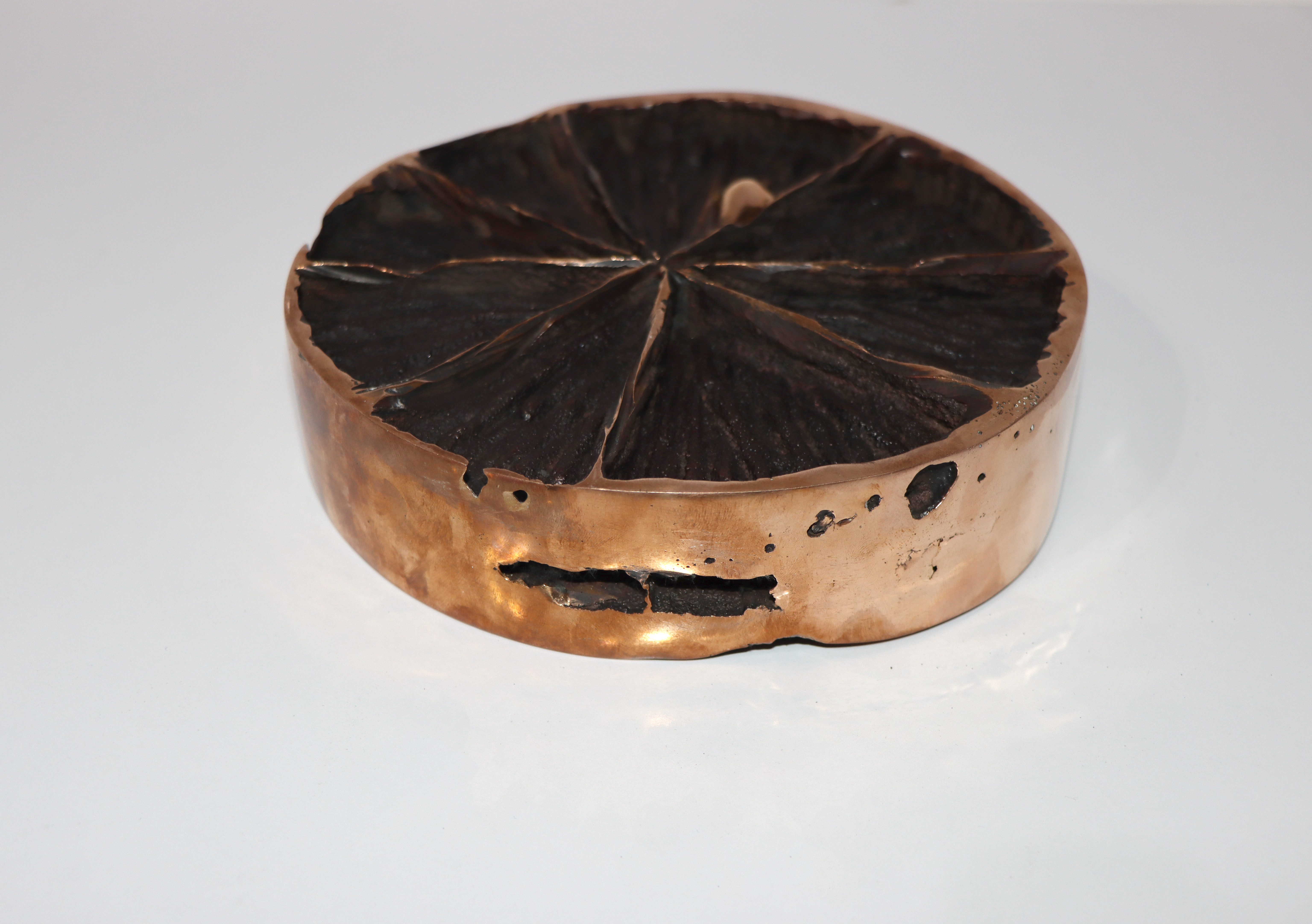 اثر بدون عنوان از بهداد لاهوتی اثر بدون عنوان از بهداد لاهوتی