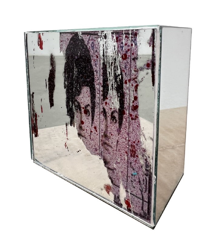 اثر بدون عنوان از رایا بختیاری اثر بدون عنوان از رایا بختیاری