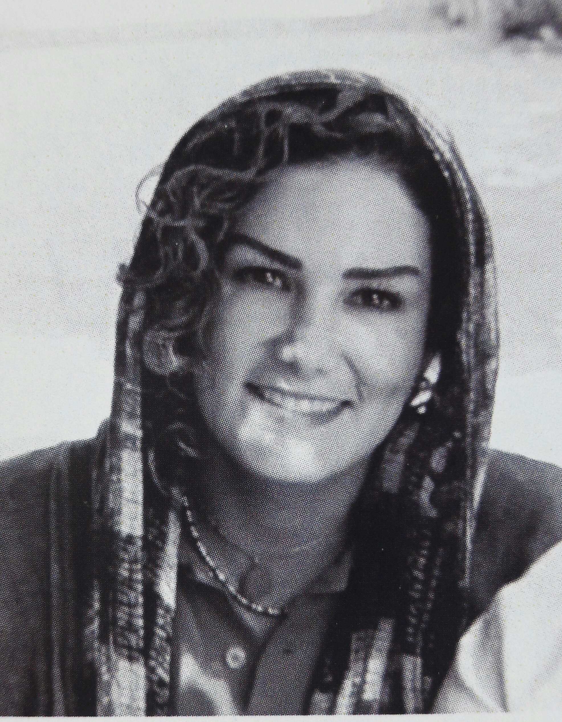 آلاله امینی آلاله امینی