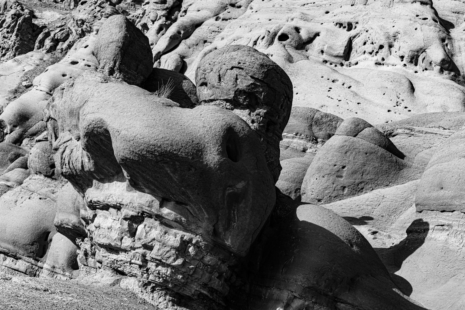 اثر همنشینی سنگ ها - 03 از مجید حجتی (ماهو) اثر همنشینی سنگ ها - 03 از مجید حجتی (ماهو)