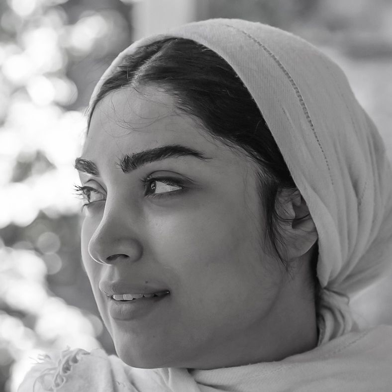 محیا طلوع کیان محیا طلوع کیان