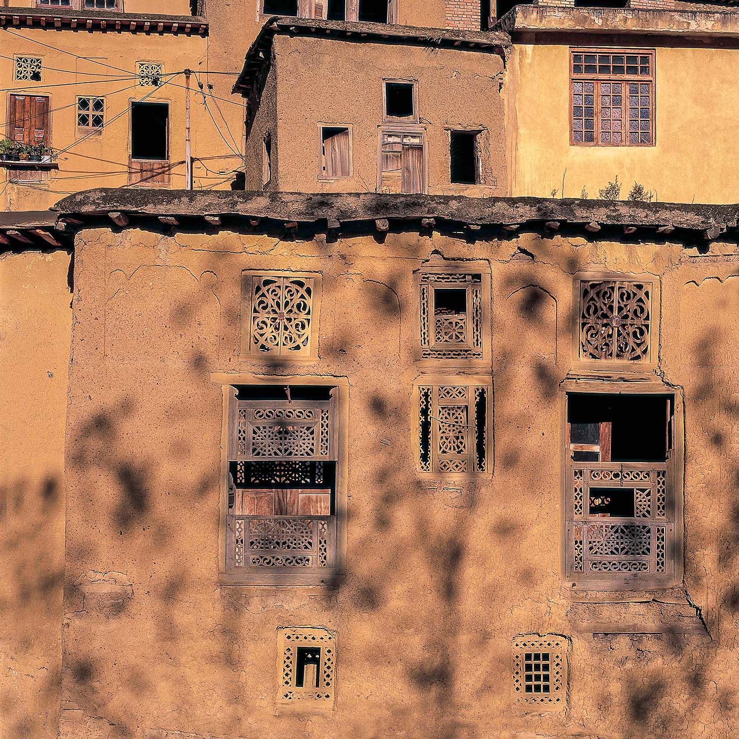 اثر ماسوله پنجره ها از سعید محمودی ازناوه اثر ماسوله پنجره ها از سعید محمودی ازناوه