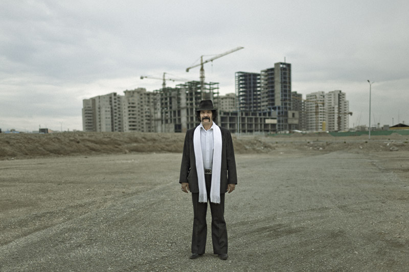 اثر بی عنوان نه از علی رنجبران اثر بی عنوان نه از علی رنجبران