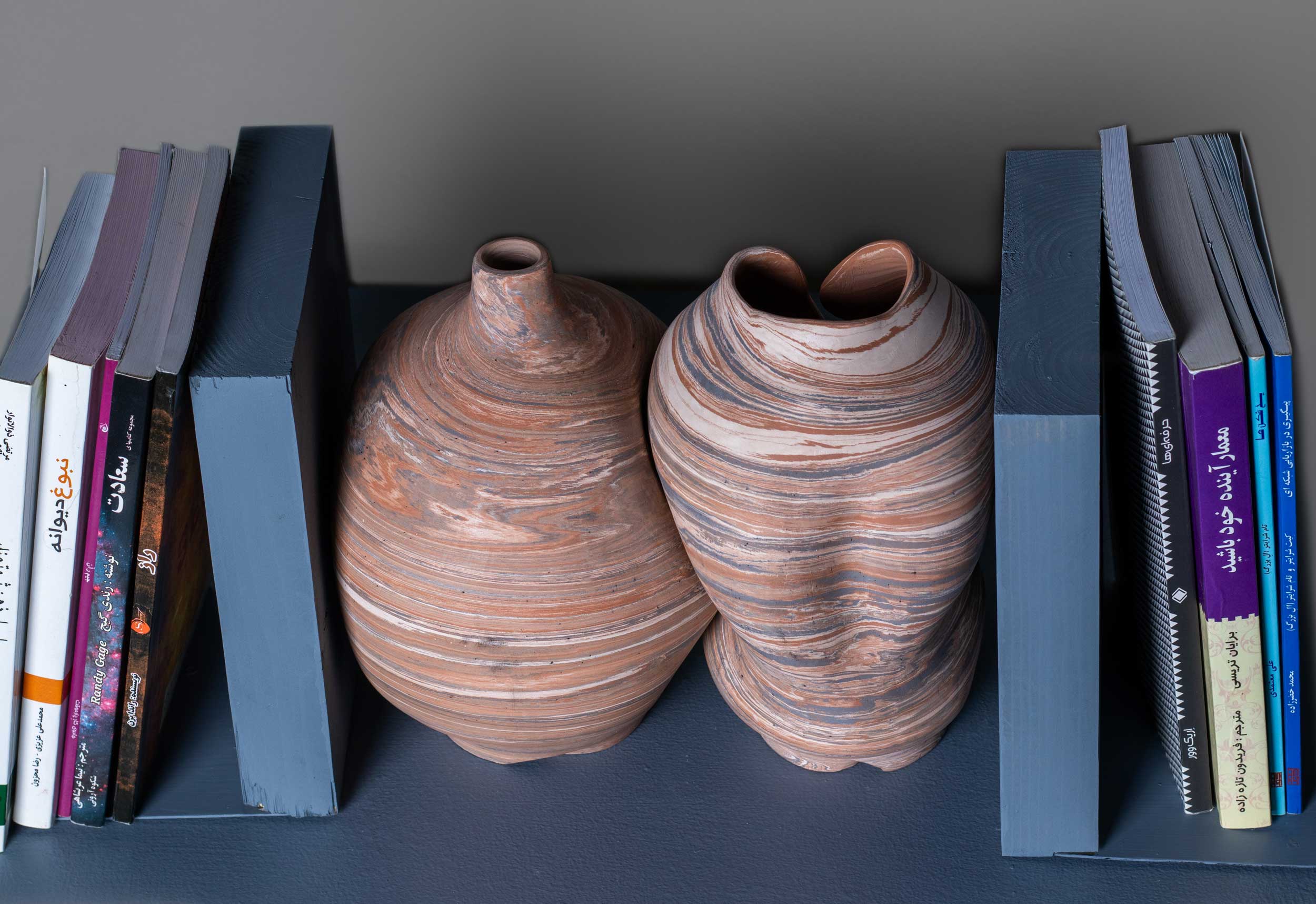 اثر تنگنا از محمدجواد سعیدی پناه اثر تنگنا از محمدجواد سعیدی پناه