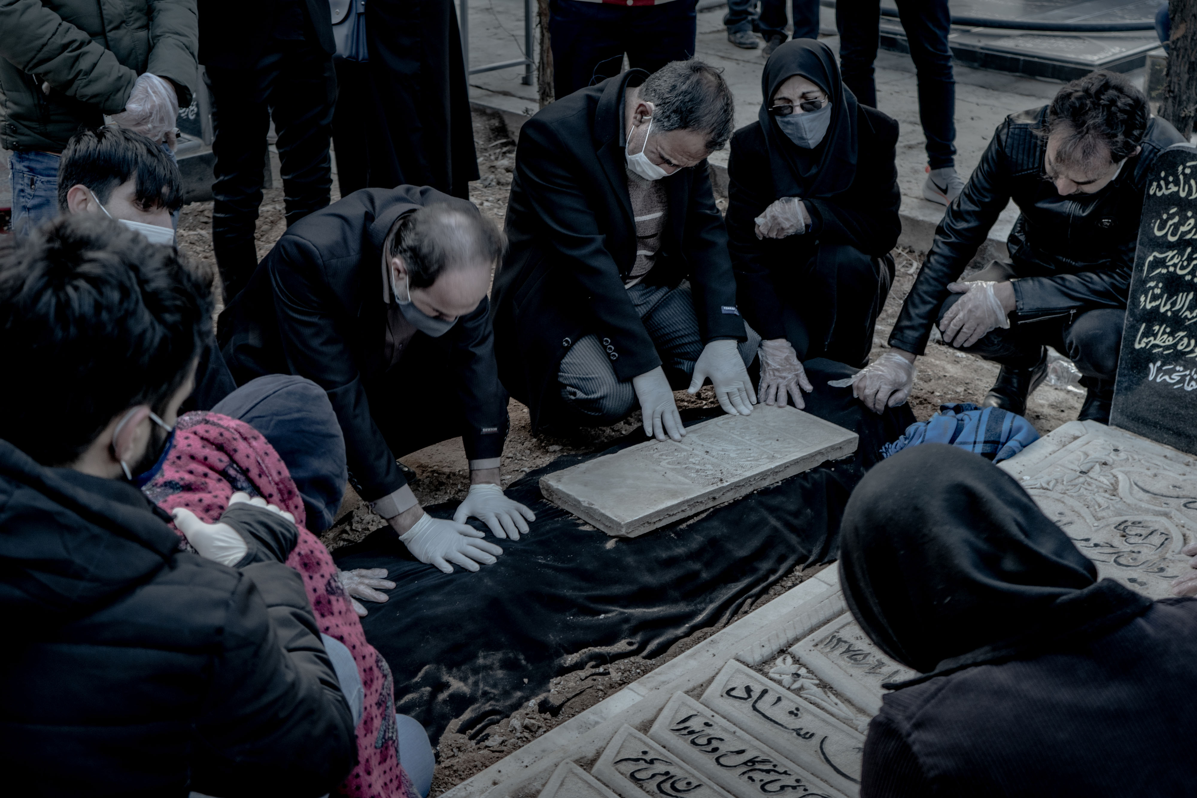 اثر لمس از حسین دهقانیان اثر لمس از حسین دهقانیان