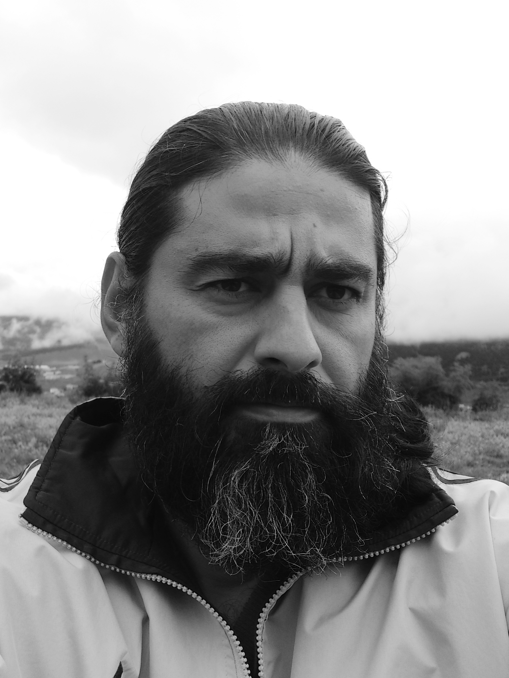 مصطفی قربانی مصطفی قربانی