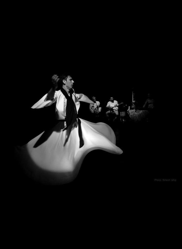 اثر رقص سماع از رامش حسینی لاهیجی اثر رقص سماع از رامش حسینی لاهیجی