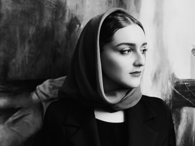 نویسا صیادیان نویسا صیادیان