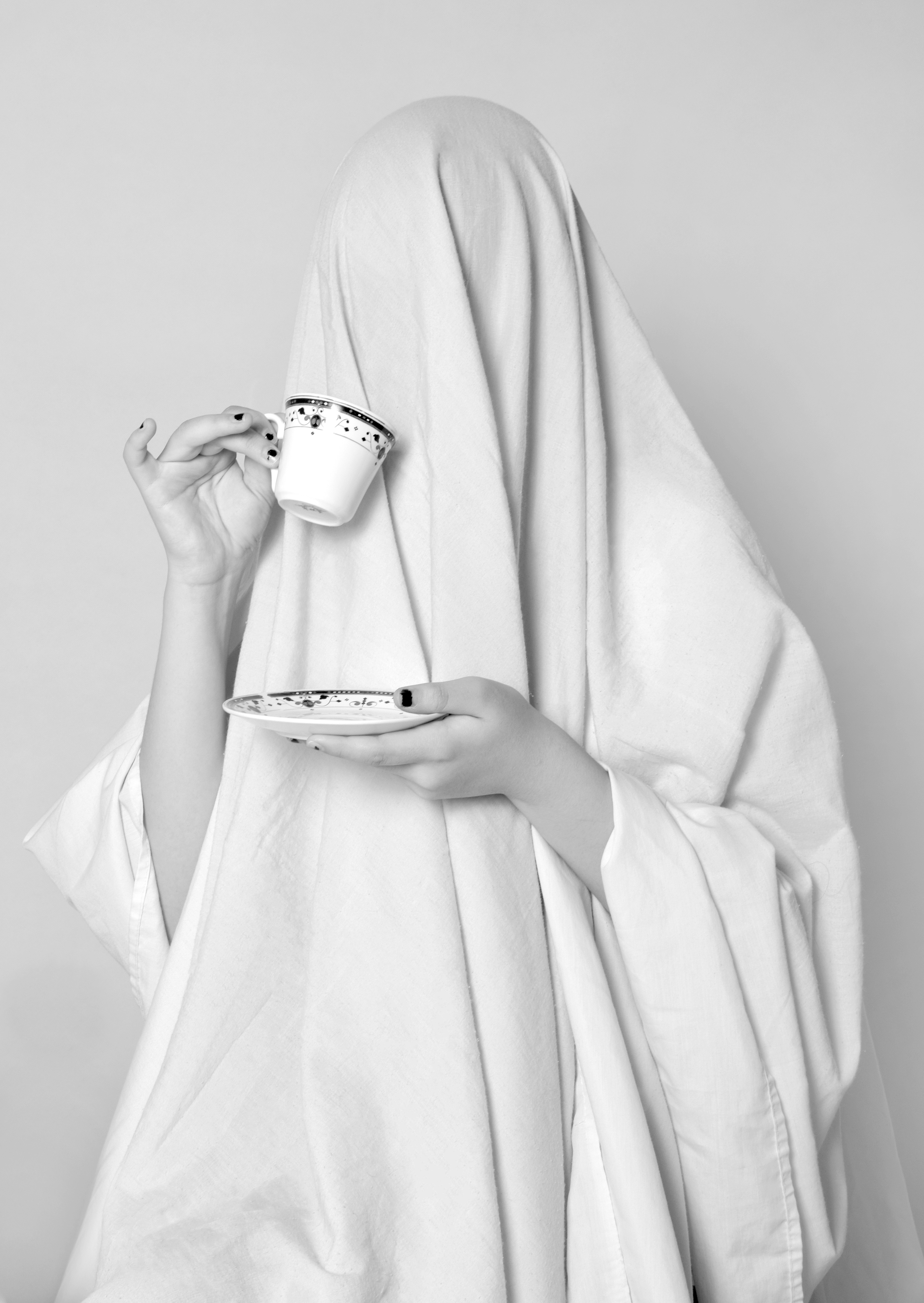 اثر مانند نوشیدن یک فنجان چای از راحیل حیدری اثر مانند نوشیدن یک فنجان چای از راحیل حیدری