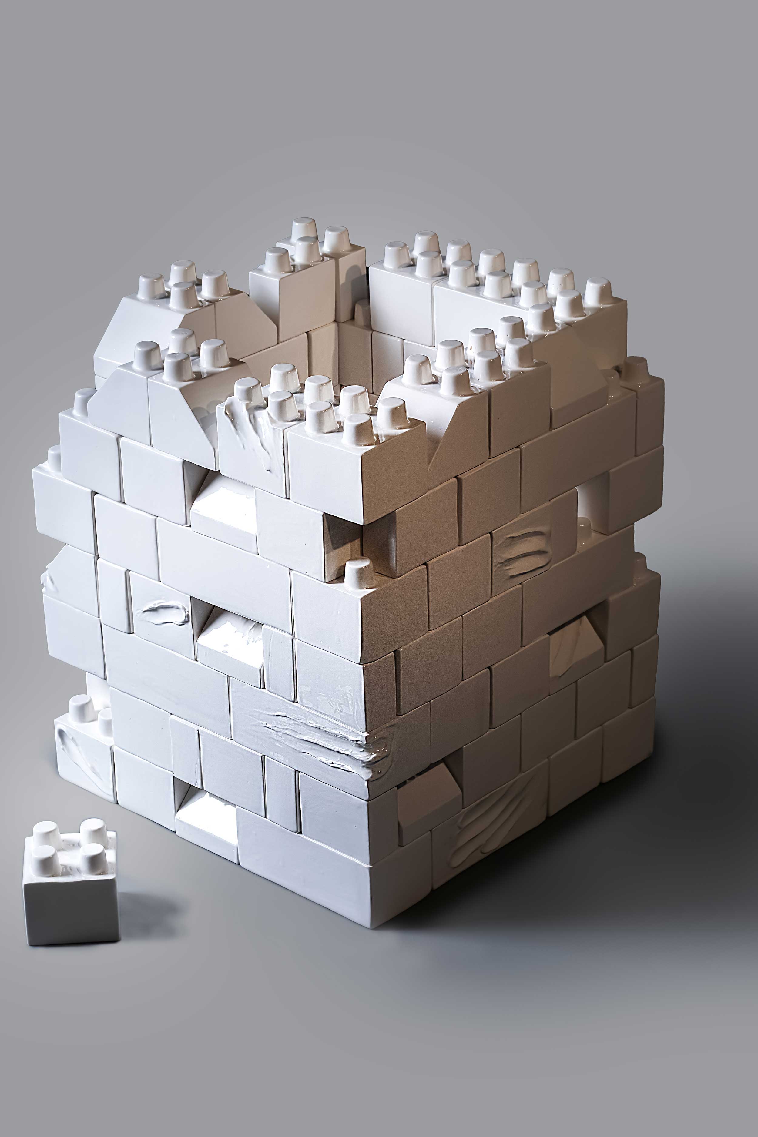 اثر یک آجر دیگر روی دیوار از اشکان اختری اثر یک آجر دیگر روی دیوار از اشکان اختری