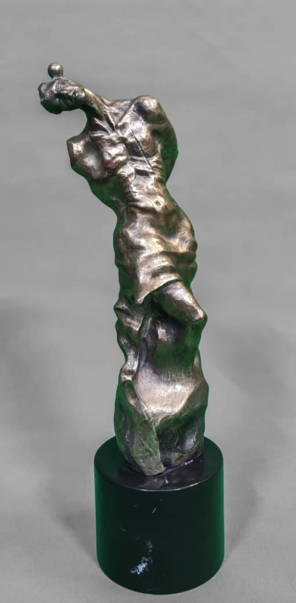 اثر ادم از سمیه سریری اثر ادم از سمیه سریری