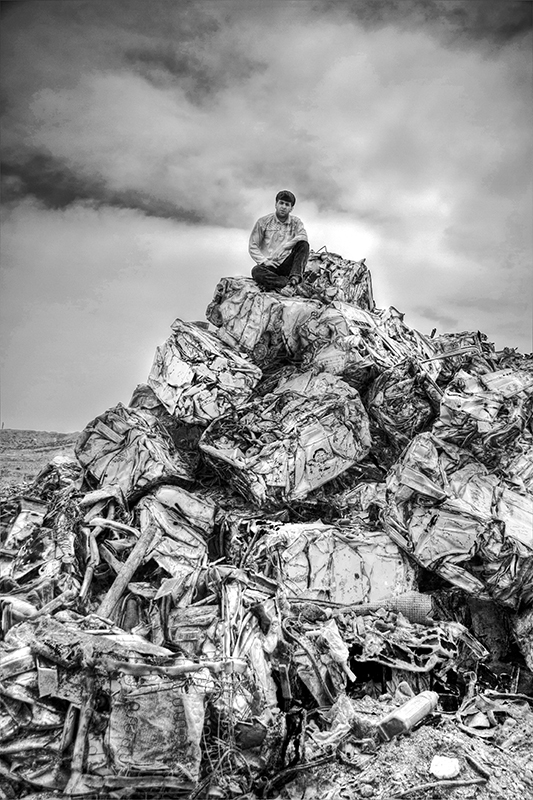 اثر زوال یک از علی رنجبران اثر زوال یک از علی رنجبران