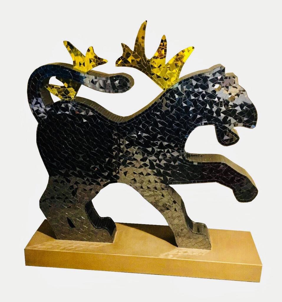 Artwork Lion and Sun by Mehdi Nabavi Artwork Lion and Sun by Mehdi Nabavi