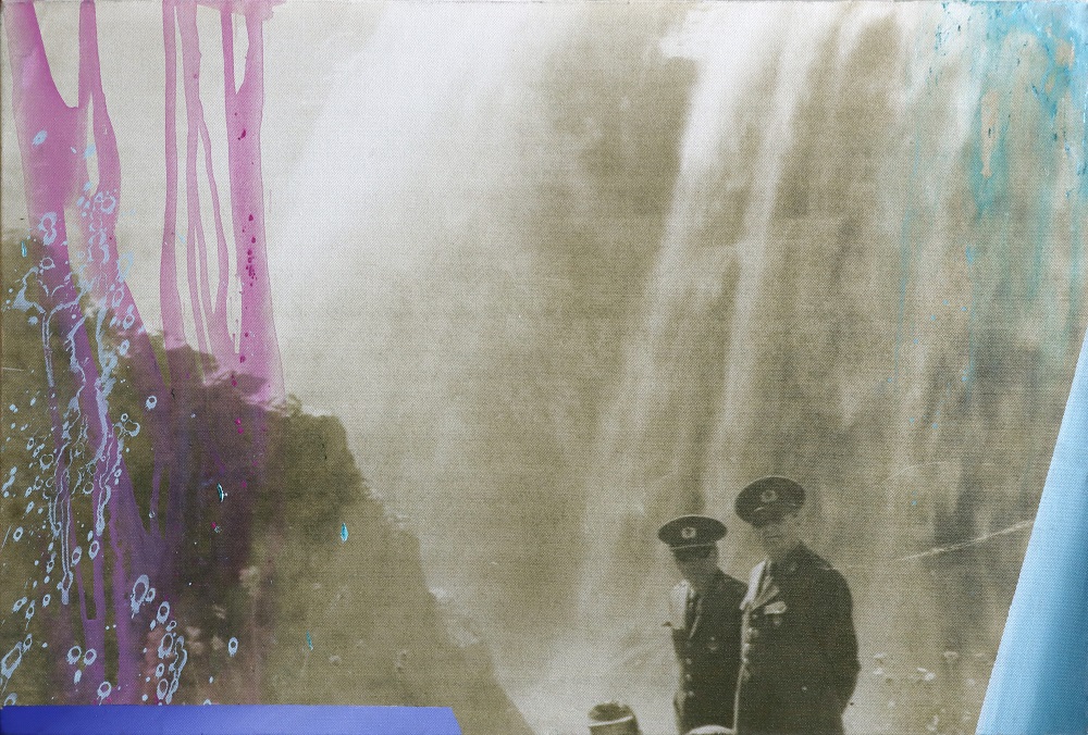 اثر آبشار از بهنام کامرانی اثر آبشار از بهنام کامرانی