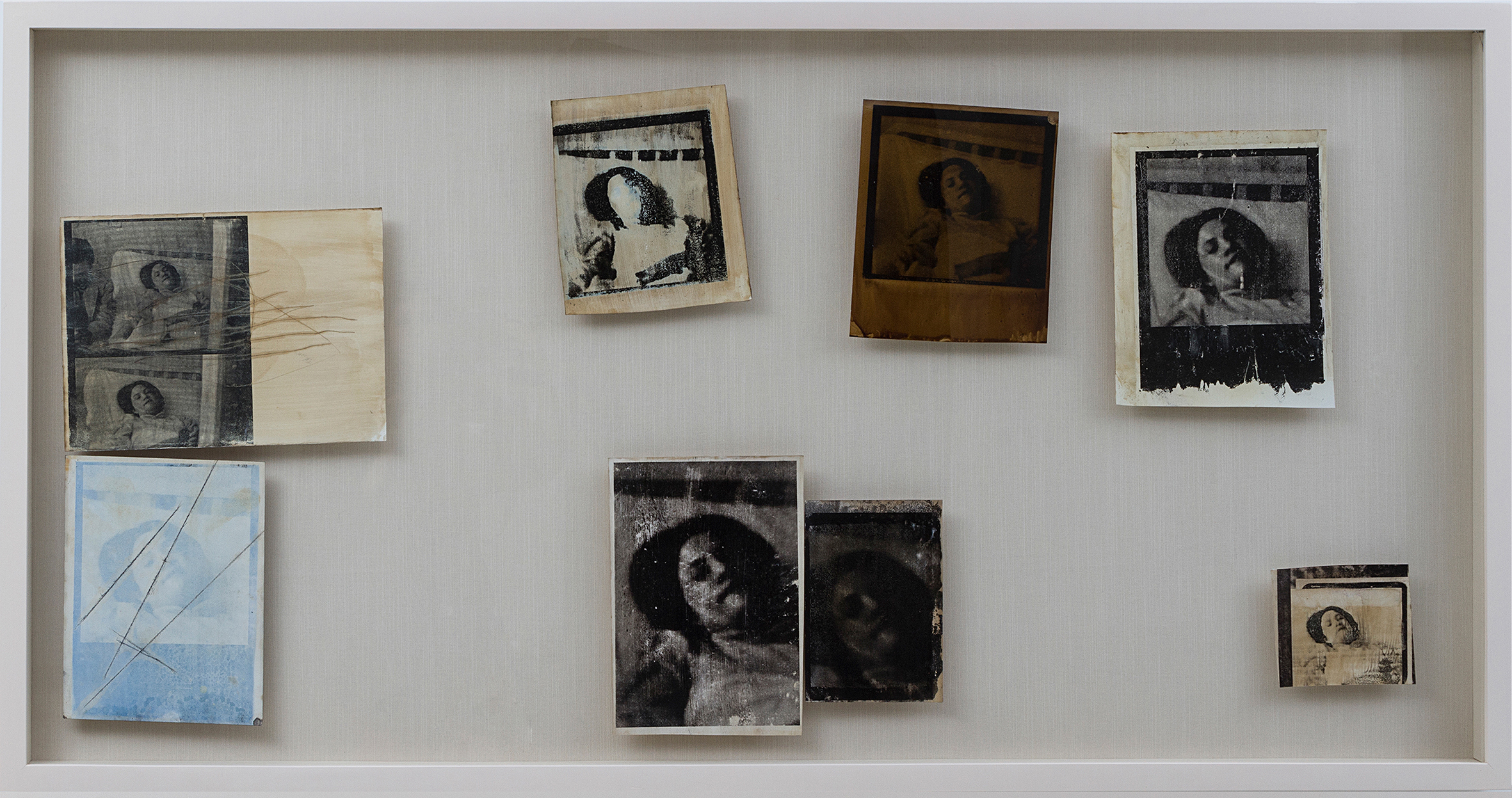 اثر بدون عنوان از آساره عکاشه اثر بدون عنوان از آساره عکاشه