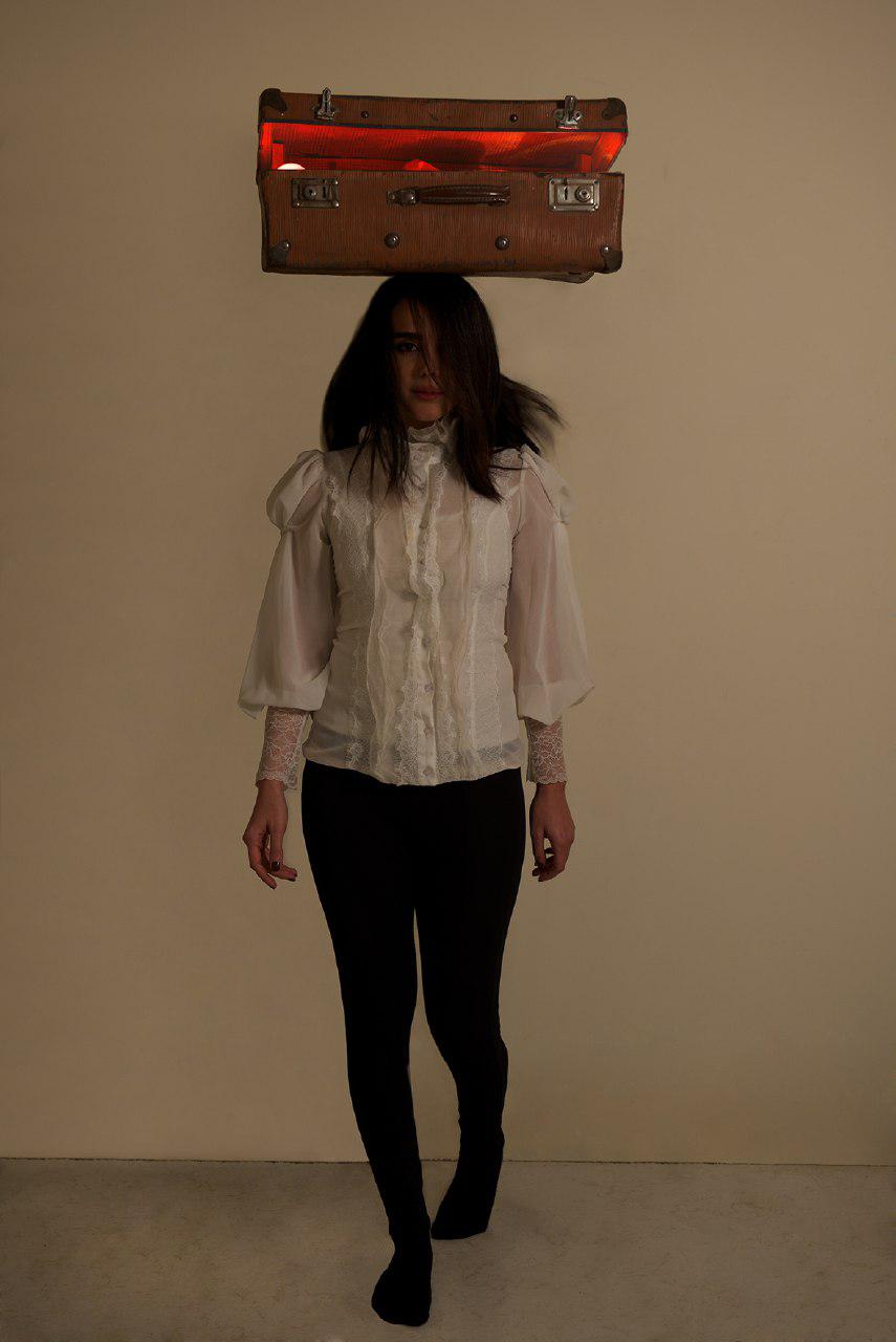 اثر بدون عنوان از آرمان استپانیان اثر بدون عنوان از آرمان استپانیان