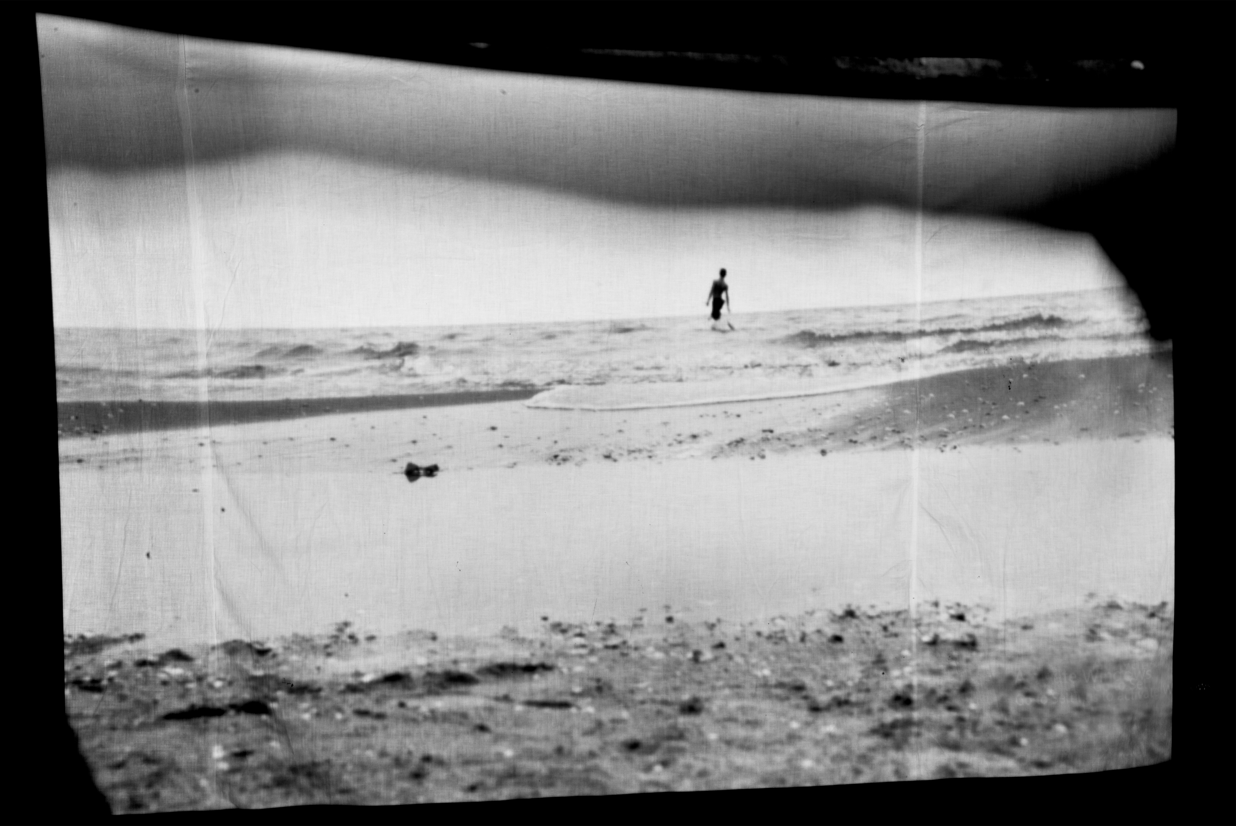 اثر گذر از محدوده ی معین از حنا طرخان اثر گذر از محدوده ی معین از حنا طرخان