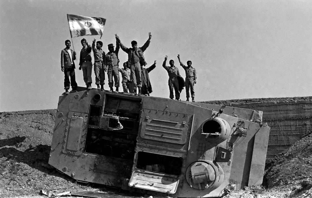 اثر بدون عنوان از امیرعلی جوادیان اثر بدون عنوان از امیرعلی جوادیان