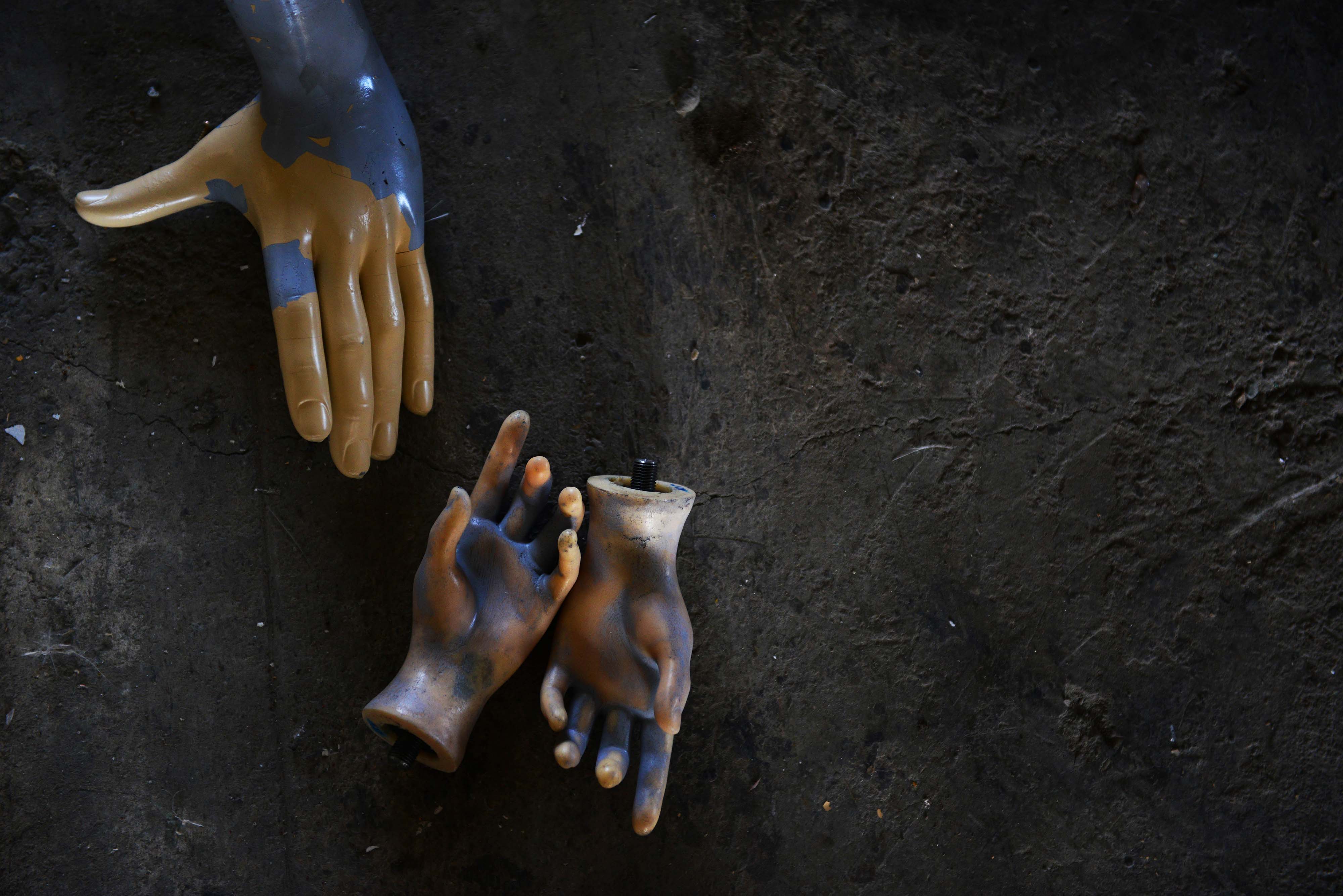 اثر مانکن ها-4 از سام کلانتری اثر مانکن ها-4 از سام کلانتری