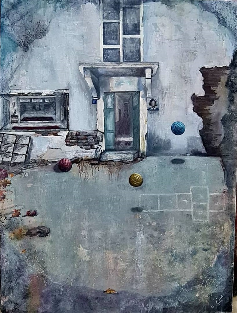 اثر توپهای معلق کودکی از مریم حسینی اثر توپهای معلق کودکی از مریم حسینی