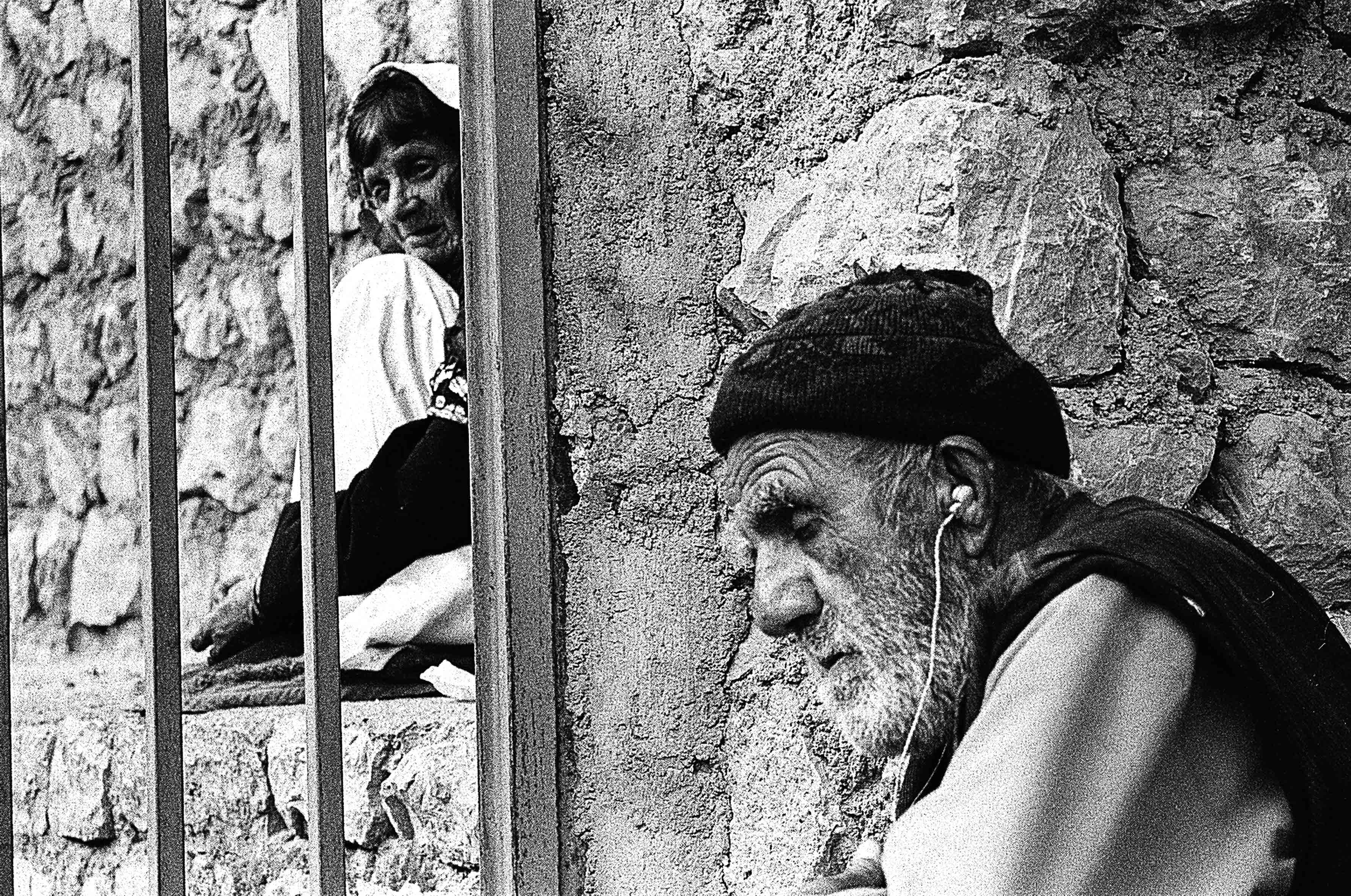 اثر او-3 از سام کلانتری اثر او-3 از سام کلانتری