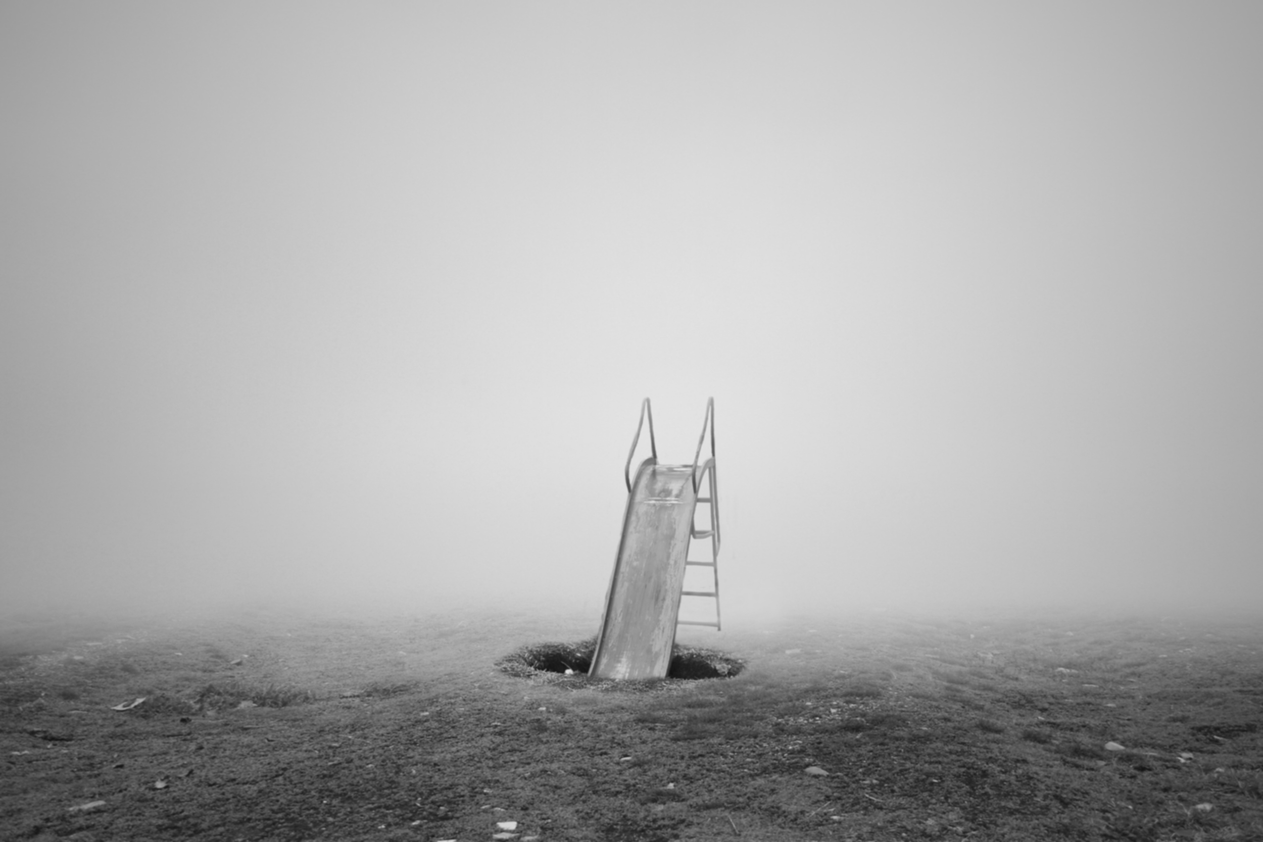 اثر سقوط 1 از علی خاتم ساز اثر سقوط 1 از علی خاتم ساز