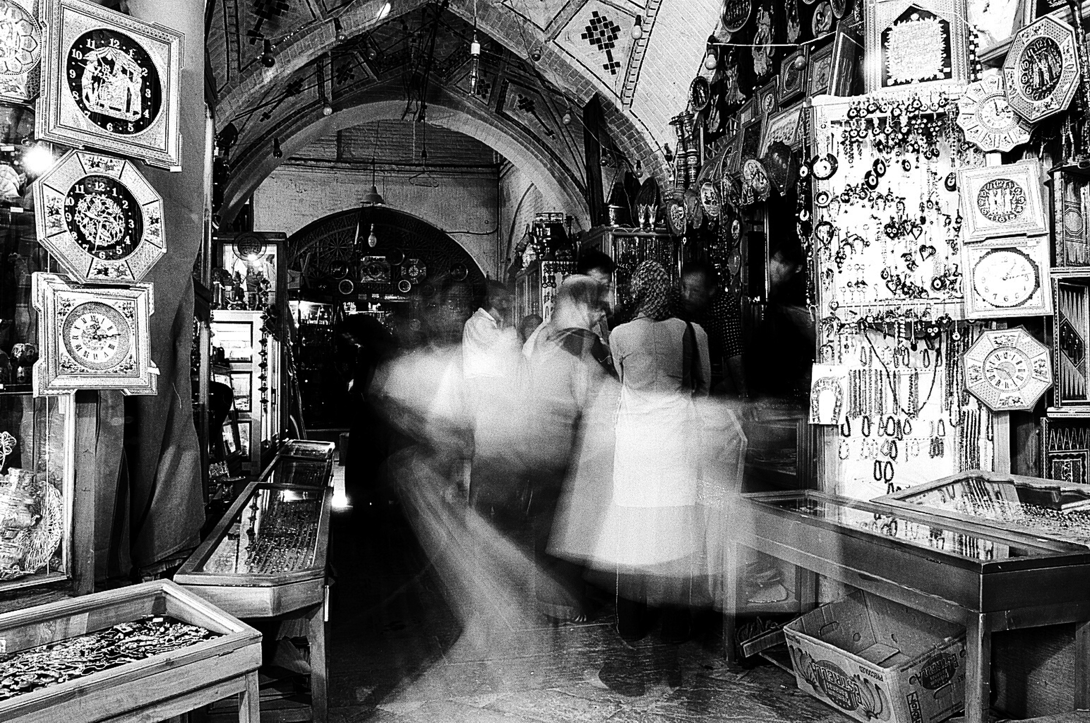 اثر ایران-6 از سام کلانتری اثر ایران-6 از سام کلانتری