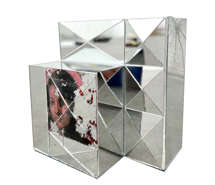 اثر بدون عنوان از رایا بختیاری اثر بدون عنوان از رایا بختیاری